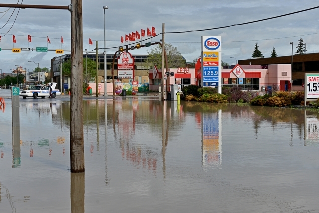 Why-did-the-flood-happen-in-Alberta.jpg