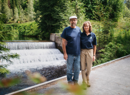 Jeff Ankenman and Sue McMurtrie of Homestead Hydro Systems