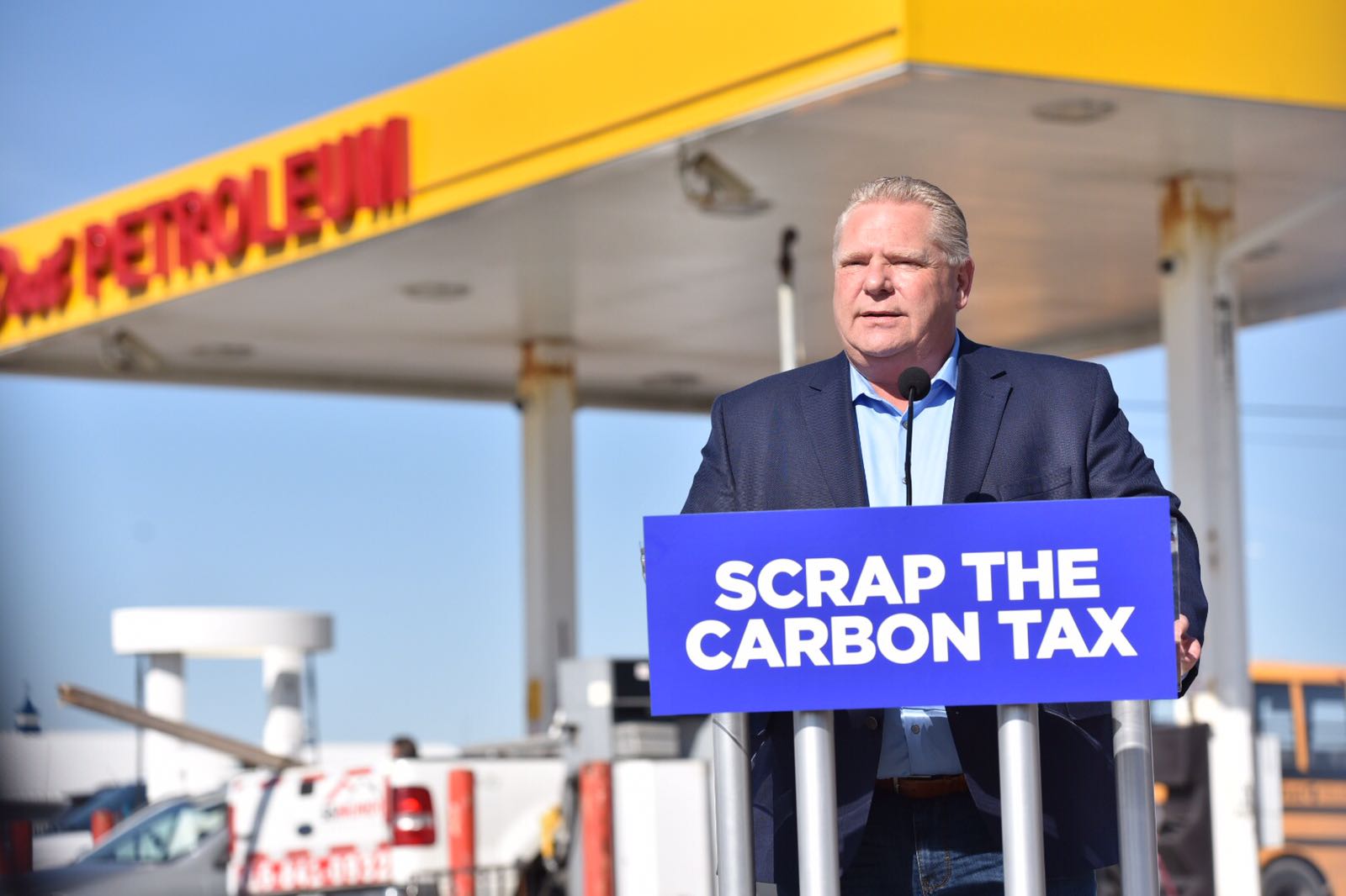 Doug Ford promises to end cap and trade at an election stop in April 2018
