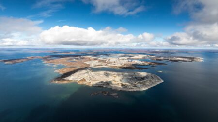 NWT diamonds, Diavik