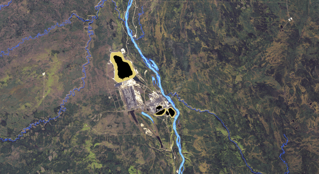Satellite image of the tailings ponds in 1985.