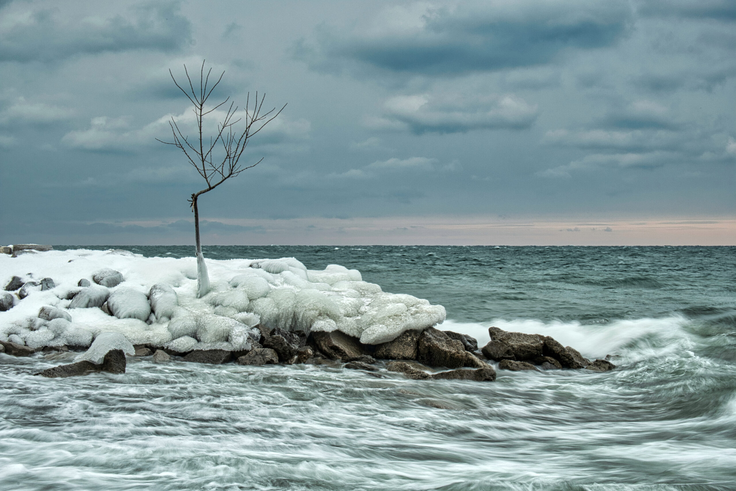 Lake Ontario in the winter