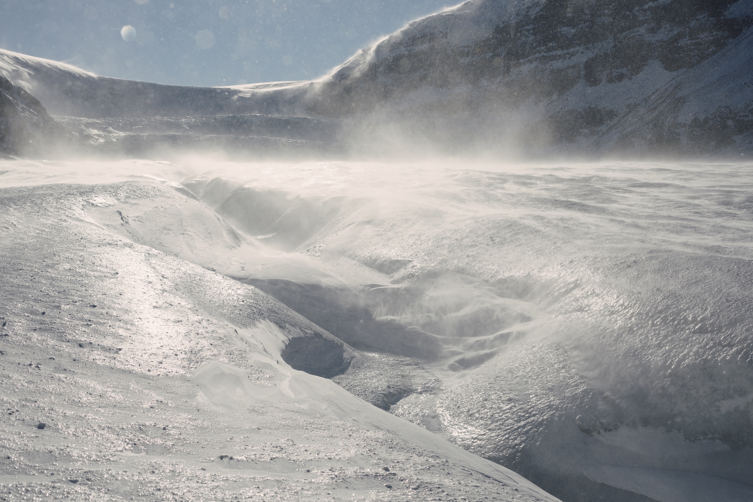 A moulin on the Athabasca Glacier in Jasper National Park, near Rocky Mountain House Alberta o